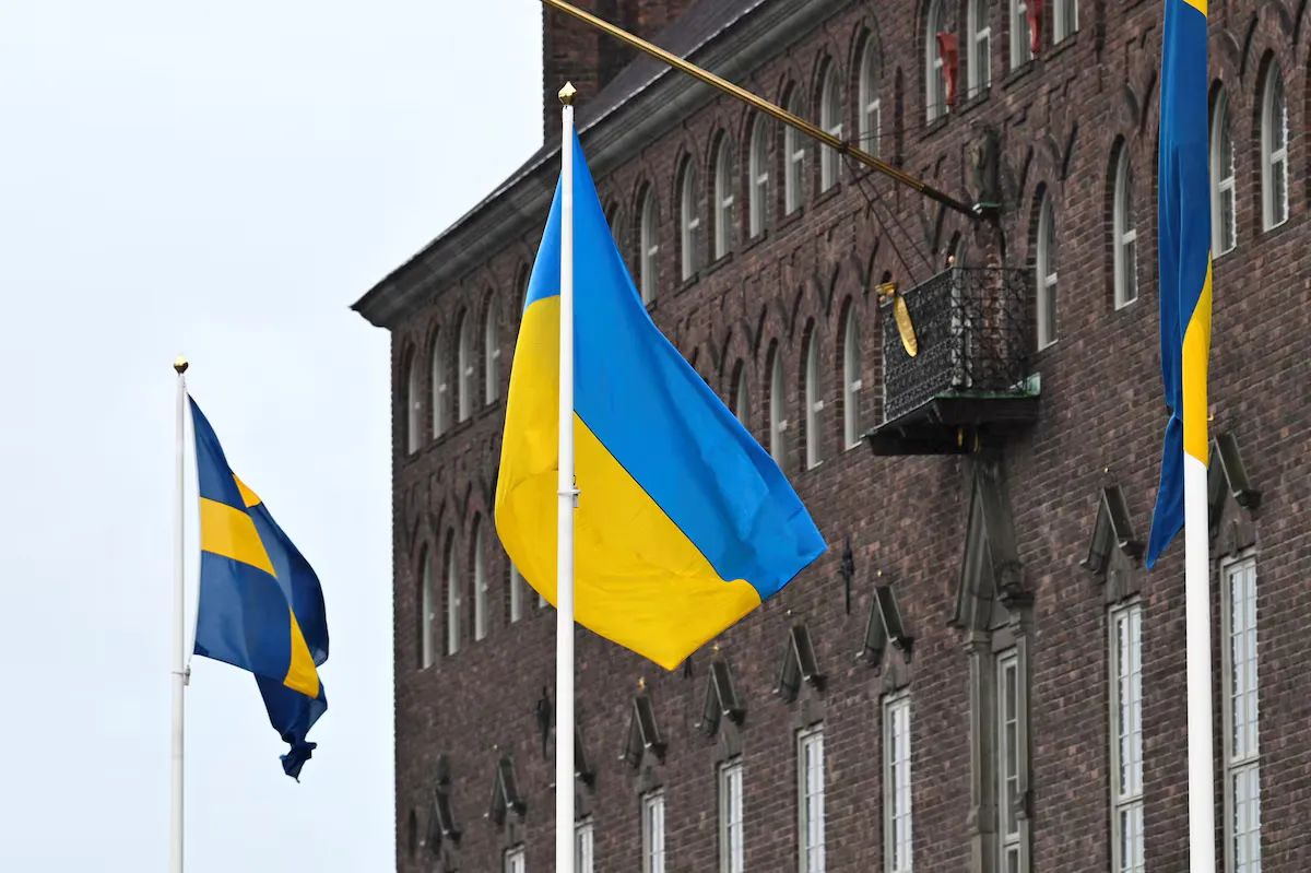 Швеція перенаправляє підтримку п’яти держав на користь України, посилюючи стратегічну допомогу у час війни